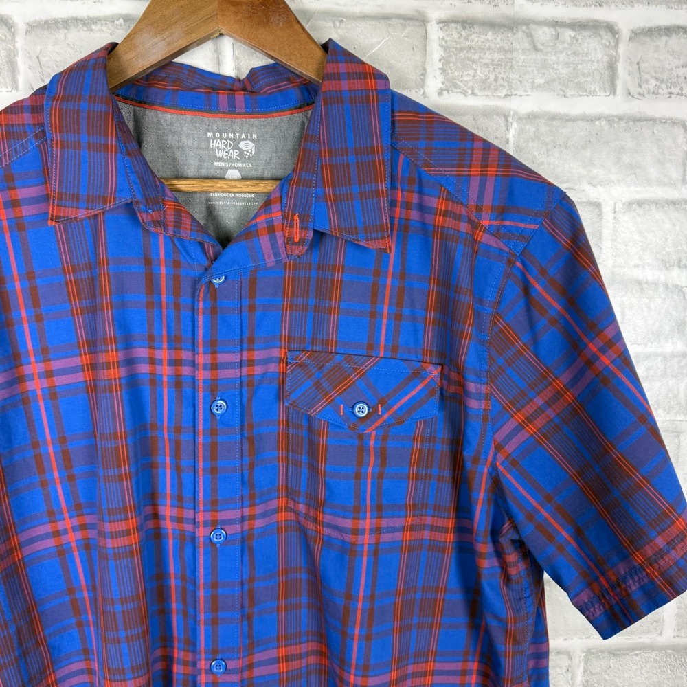 Mountain Hardwear Mens Large Blue Red Plaid Short Sleeve Button Up Hiking Shirt